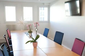 Bureau privé - 92130 - 4 postes - 1220€