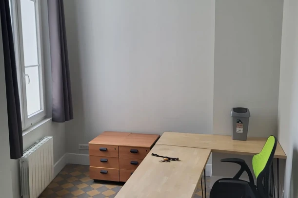 Bureau privé - 87000 - 1 poste - 312.5€