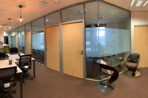 Open Space - 67960 - 10 postes - 230€