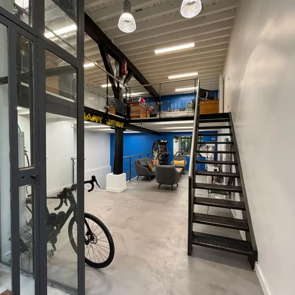 Open Space  4 postes Location bureau Boulevard Richard-Lenoir Paris 75011 - photo 1