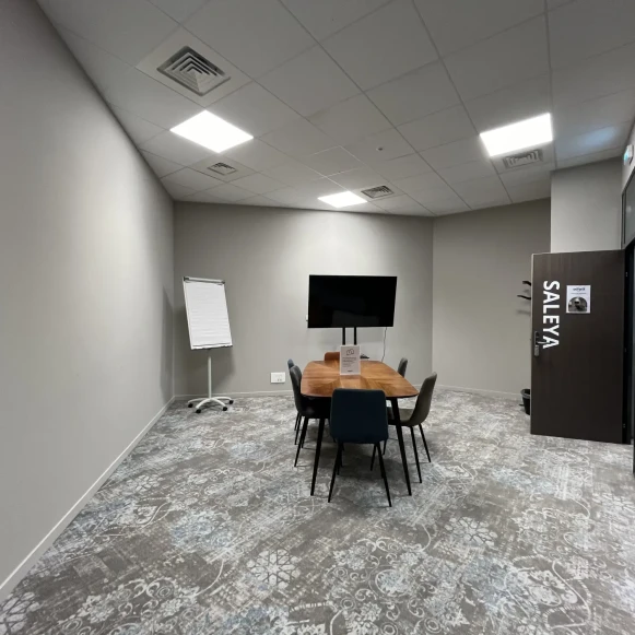Bureau privé 7 m² 2 postes Coworking Avenue Thiers Nice 06000 - photo 1