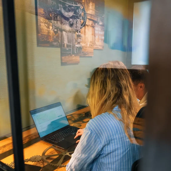 Bureau privé 5 m² 2 postes Coworking Rue Georges Clemenceau Montbéliard 25200 - photo 8