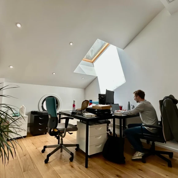 Bureau privé 32 m² 8 postes Coworking Rue de Créqui Lyon 69007 - photo 1