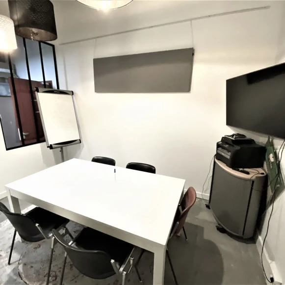 Bureau privé 16 m² 4 postes Coworking Rue Martel Paris 75010 - photo 19