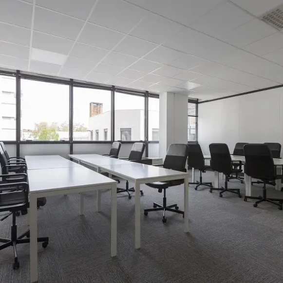 Bureau privé 50 m² 14 postes Coworking Rue Lortet Lyon 69007 - photo 1