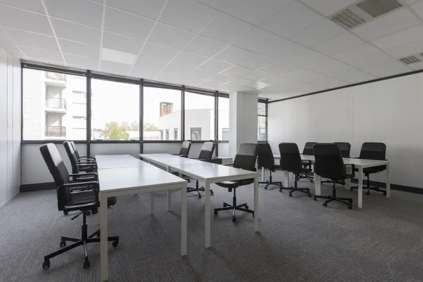 Bureau privé - 69007 - 14 postes - 3890€