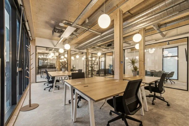 Open Space - 92110 - 10 postes - 450€