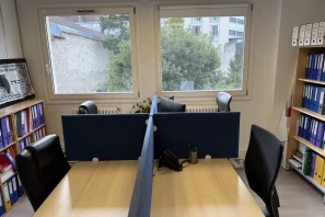 Bureau privé - 75017 - 4 postes - 1900€