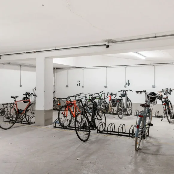 Espace indépendant 350 m² 42 postes Location bureau Rue de Calais Paris 75009 - photo 10