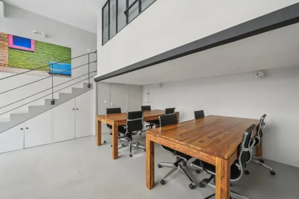 Espace indépendant - 75009 - 10 postes - 6000€