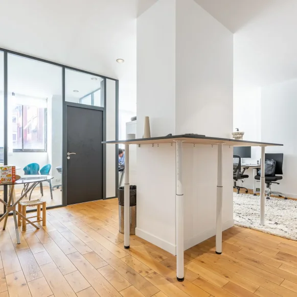 Espace indépendant 70 m² 12 postes Location bureau Rue Moret Paris 75011 - photo 1