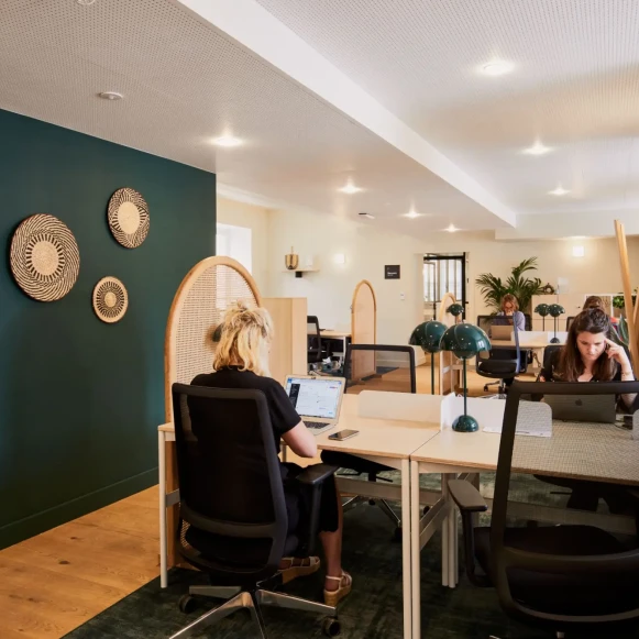 Bureau privé 58 m² 16 postes Location bureau Rue Royale Paris 75008 - photo 9