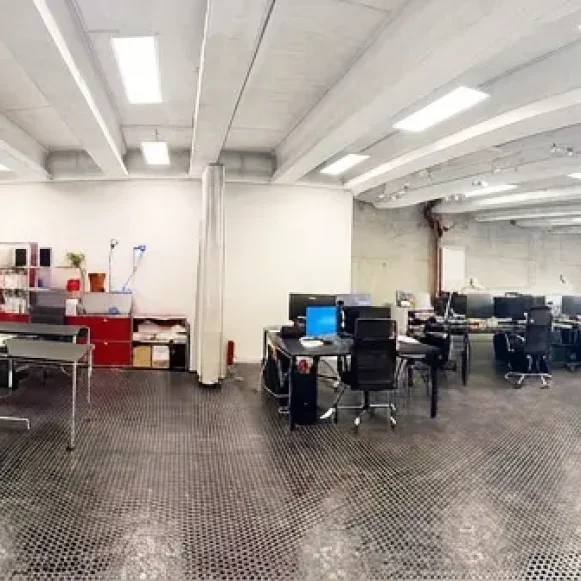 Open Space  15 postes Location bureau Rue Planchat Paris 75020 - photo 5