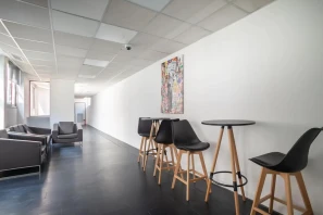 Bureau privé - 93100 - 3 postes - 800€