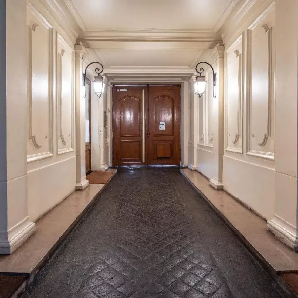 Espace indépendant 141 m² 20 postes Location bureau Rue d'Argenson Paris 75008 - photo 3