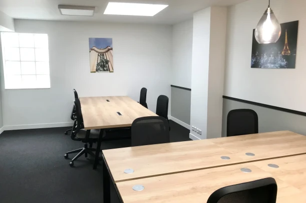 Bureau privé - 75016 - 25 postes - 8990€