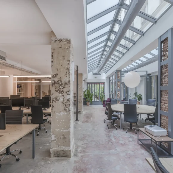 Espace indépendant 270 m² 45 postes Location bureau Rue de la Fidélité Paris 75010 - photo 10