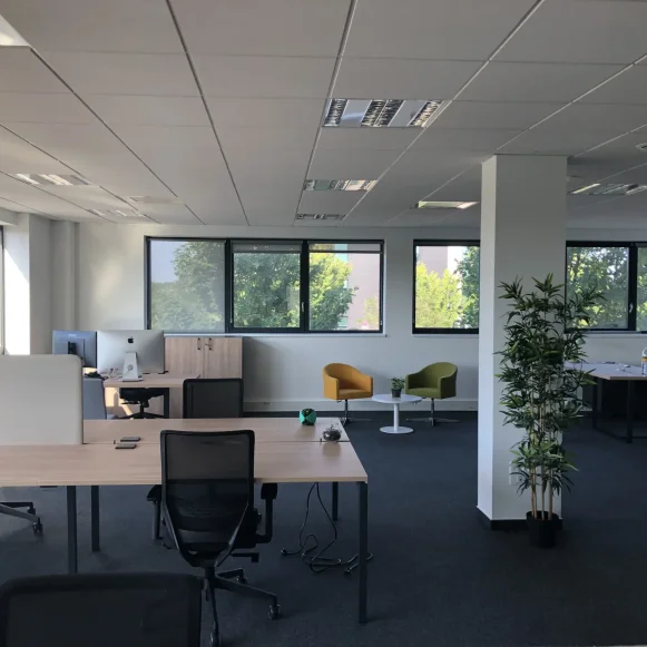 Open Space  4 postes Location bureau Rue de la Haye Schiltigheim 67300 - photo 1