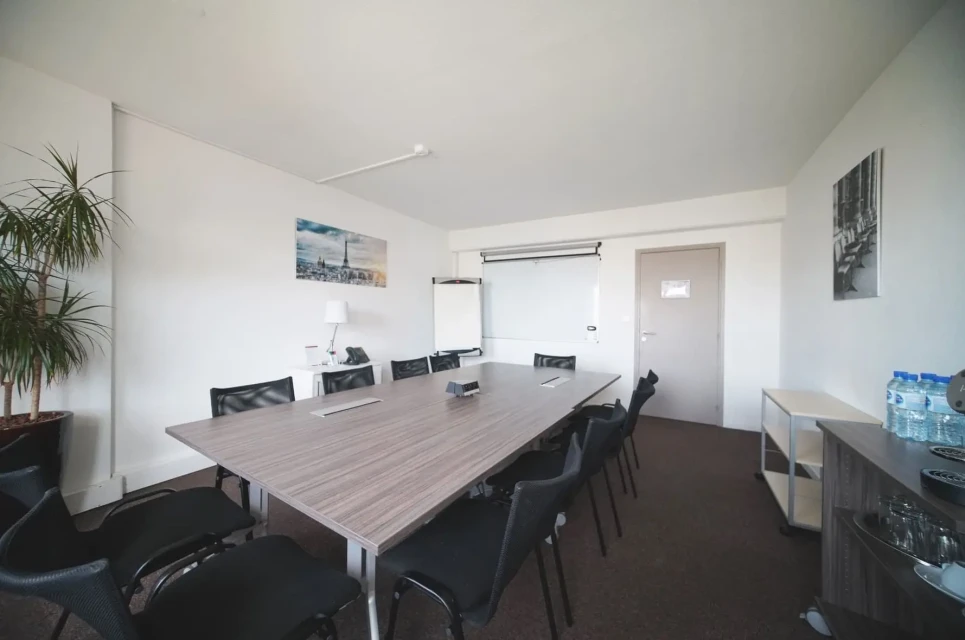 HQ - Allianz Riviera