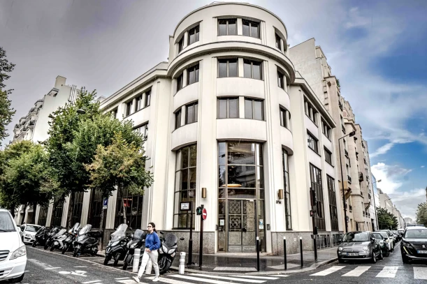 Bureau privé - 92200 - 4 postes - 2000€