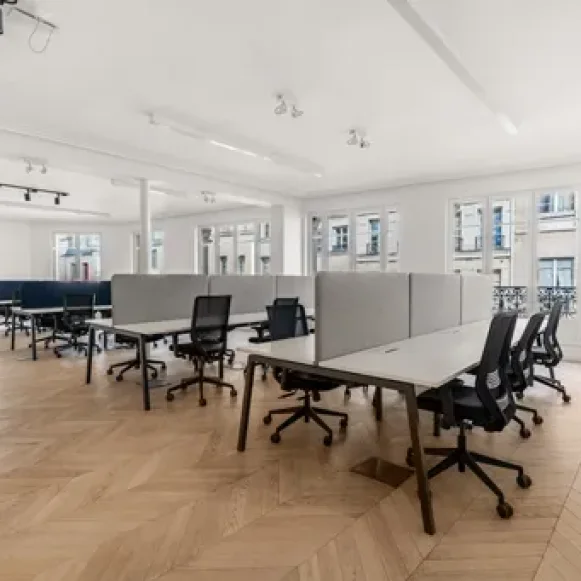 Espace indépendant 270 m² 36 postes Coworking Rue d'Alexandrie Paris 75002 - photo 3