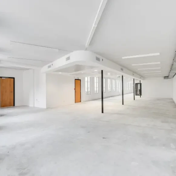 Espace indépendant 356 m² 45 postes Location bureau Rue du Faubourg Saint-Antoine Paris 75012 - photo 3