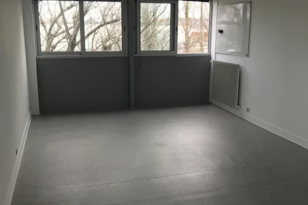 Bureau privé - 91420 - 5 postes - 1250€
