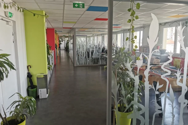 Espace indépendant - 93400 - 14 postes - 3100€