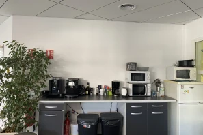 Bureau privé - 69009 - 10 postes - 2500€