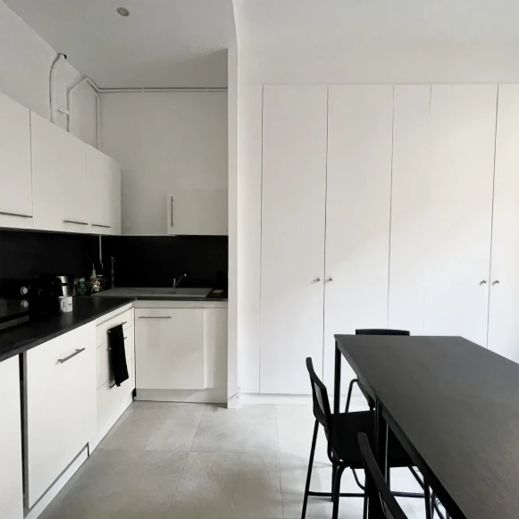 Bureau privé 20 m² 6 postes Location bureau Rue de Liège Paris 75008 - photo 11