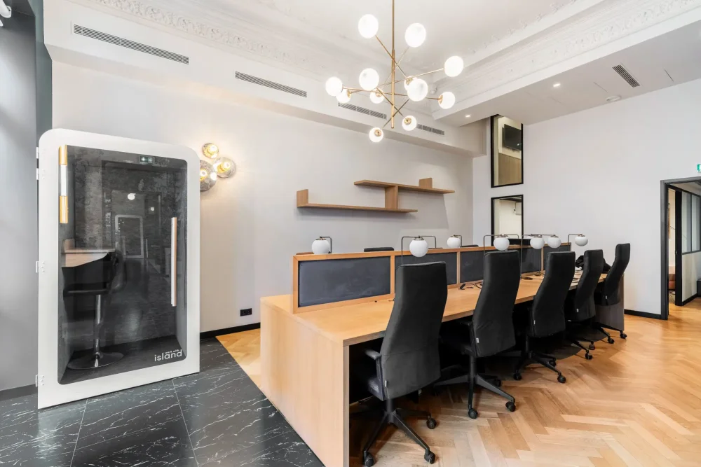 Espace indépendant - 75010 - 17 postes - 24780€