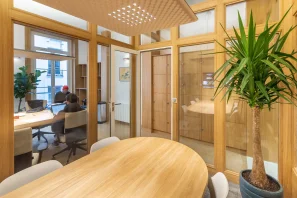 Espace indépendant - 75002 - 15 postes - 9000€