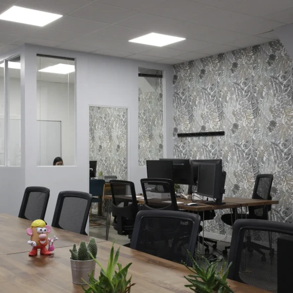 Espace indépendant 100 m² 15 postes Coworking Rue du Faubourg Saint-Martin Paris 75010 - photo 3