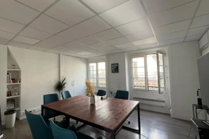 Open Space - 75002 - 10 postes - 350€