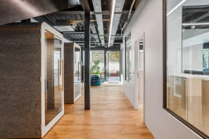 Open Space - 75019 - 20 postes - 460€