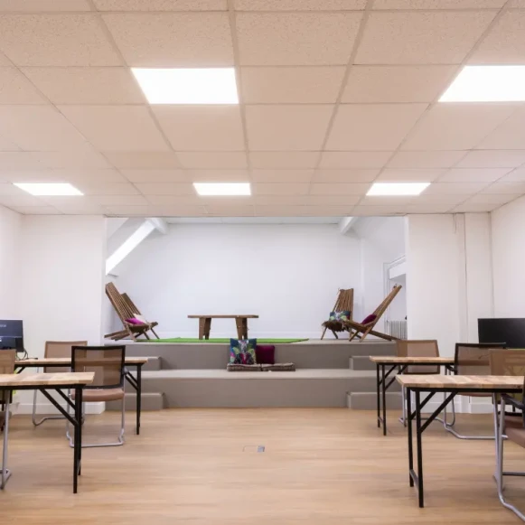 Bureau privé 9 m² 1 poste Coworking Rue Eugène Lair Viarmes 95270 - photo 8