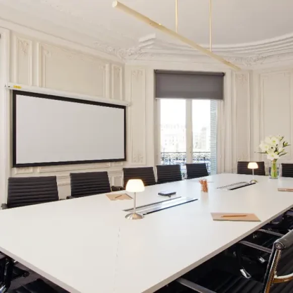 Bureau privé 41 m² 8 postes Coworking Rue de Stockholm Paris 75008 - photo 4