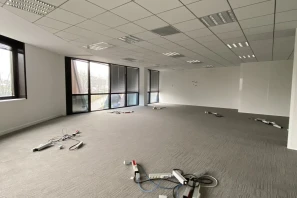 Bureau privé - 75017 - 21 postes - 3360€