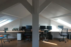 Open Space - 75018 - 4 postes - 250€