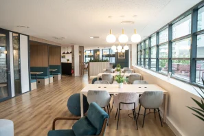 Bureau privé - 59800 - 5 postes - 1711€