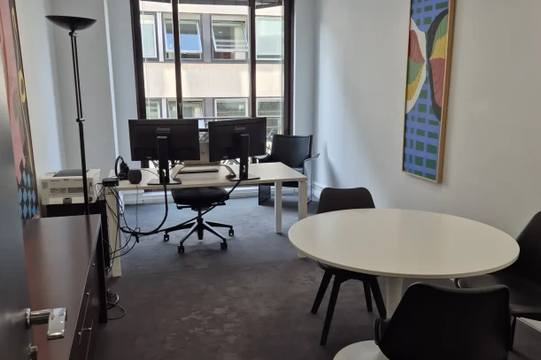 Bureau privé - 75016 - 4 postes - 2500€