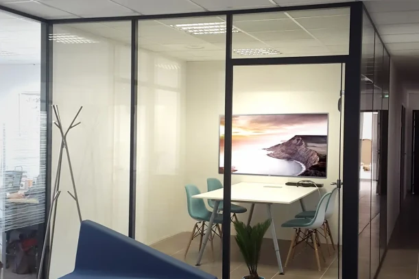 Bureau privé - 13510 - 3 postes - 350€