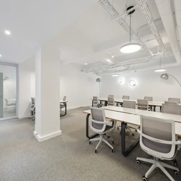 Espace indépendant 243 m² 36 postes Coworking Rue Louis Murat Paris 75008 - photo 7