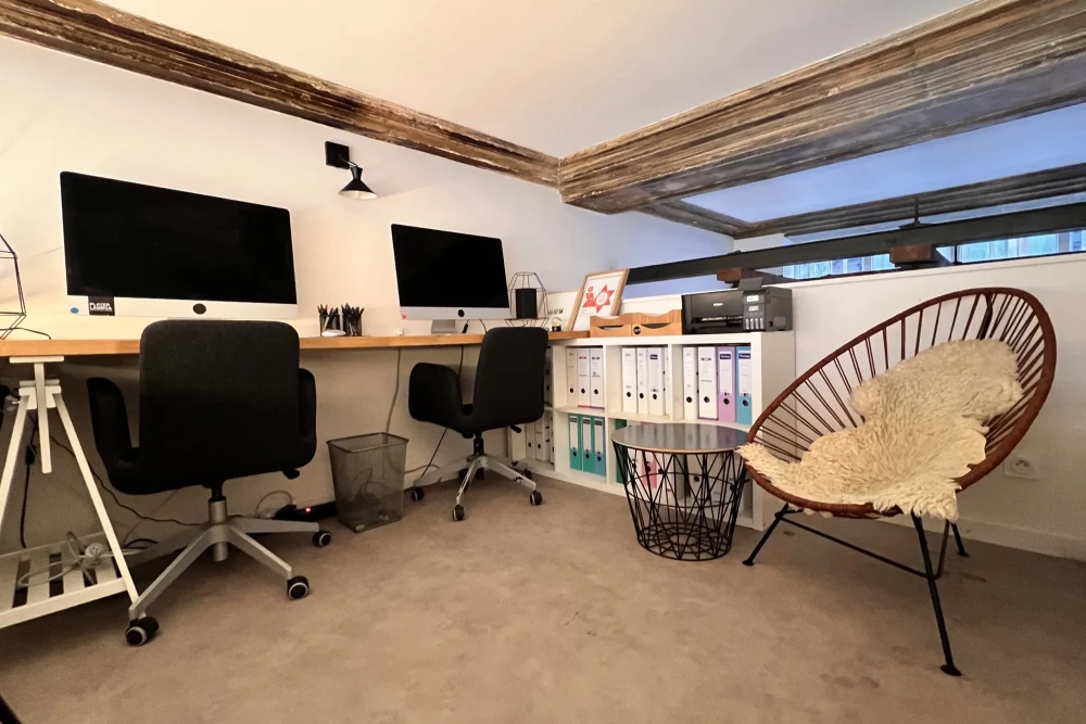 Bureau privé - 75011 - 1 poste - 500€