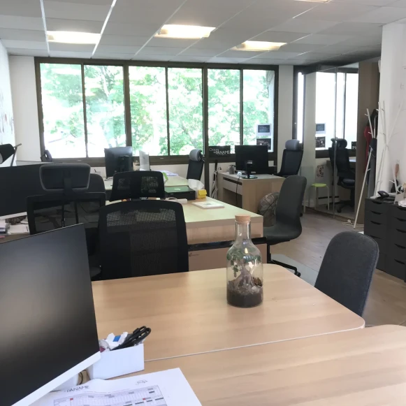 Espace indépendant 42 m² 7 postes Coworking Rue Massue Vincennes 94300 - photo 3