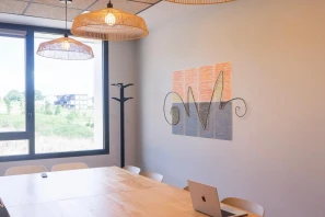 Espace indépendant - 72000 - 45 postes - 8000€