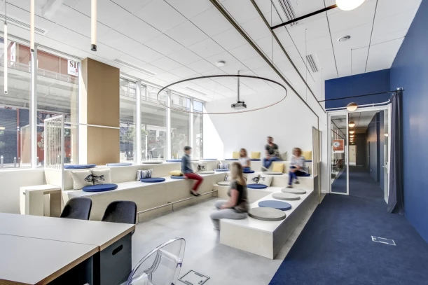 Bureau privé - 13002 - 2 postes - 380€