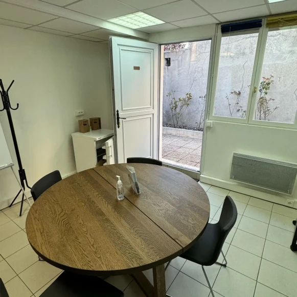 Bureau privé 17 m² 3 postes Location bureau Rue de la Croix Nanterre 92000 - photo 6