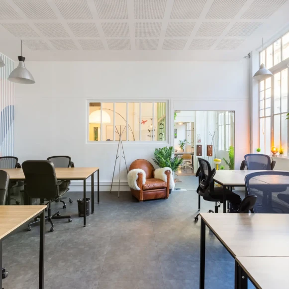 Bureau privé 70 m² 14 postes Location bureau Rue Oberkampf Paris 75011 - photo 3