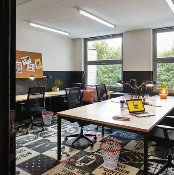 Bureau privé 24 m² 6 postes Coworking Cours Lafayette  -3E-Arrondissement Lyon 69003 - photo 1